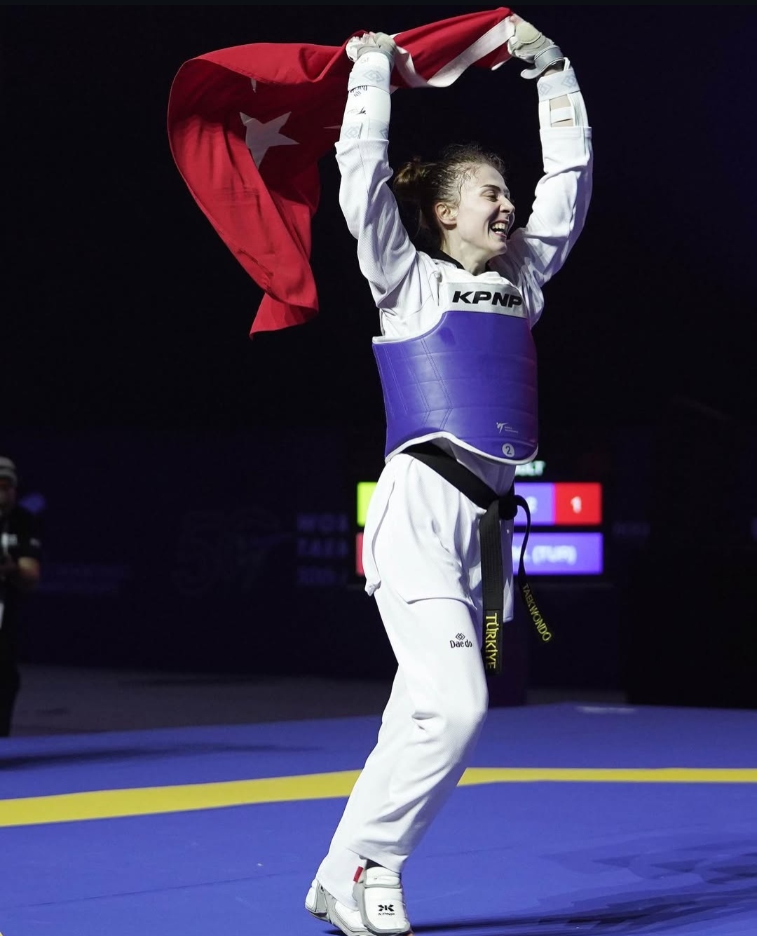 Screenshot_20251101_195910_com.instagram.android_edit_377916087668895