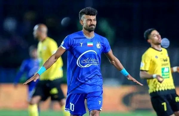 رامین رضاییان از استقلال می‌رود؟