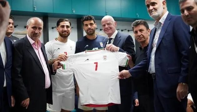 صادر نشدن ویزای ایرانی‌ها با کارت قرمز اهدایی اینفانتینو به ترامپ/ رسوایی فیفا با تغییر موضع آشکار آمریکا در قبال تیم ملی