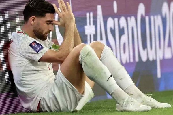 علیرضا جهانبخش از تیم ملی کنار گذاشته شد