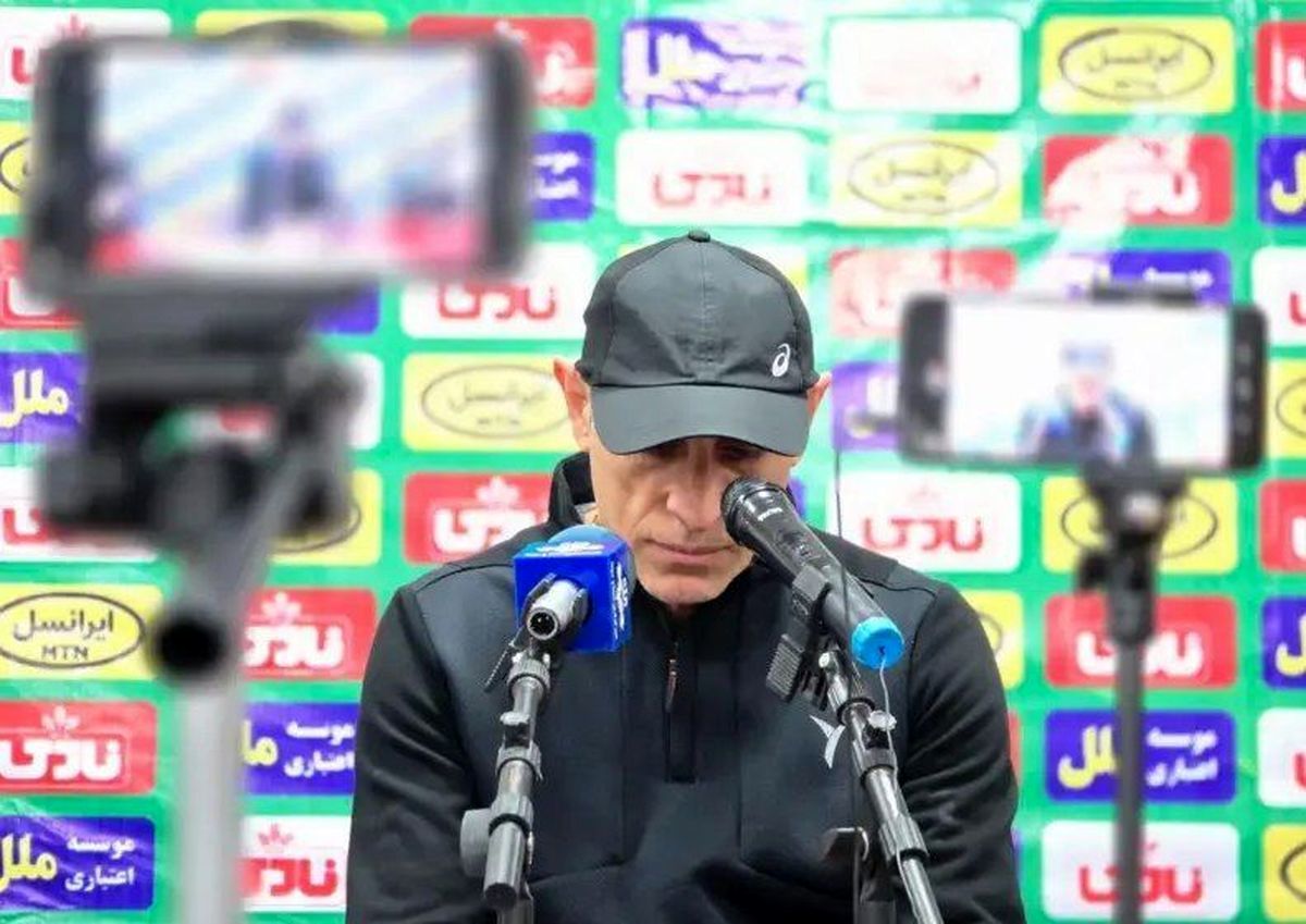 یحیی گلمحمدی از سرمربی گری فولاد استعفا داد