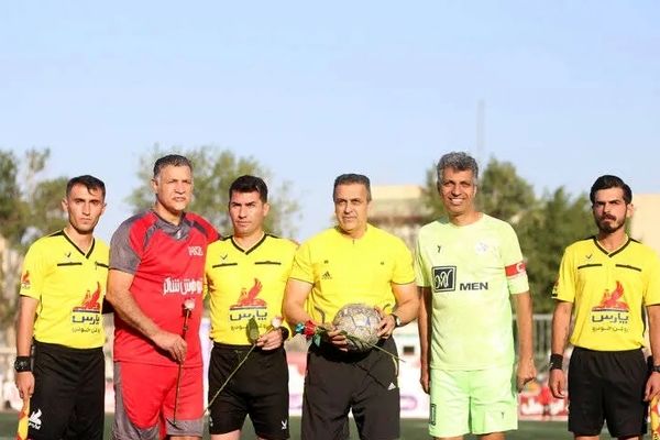 مسابقه خیرخواهانه آزادی زندانیان اردبیلی/ علی دایی، عادل فردوسی‌پور را شکست داد