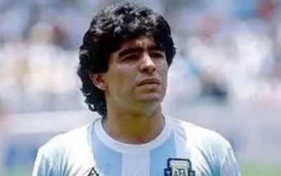 مارادونا در ۲۰ سالگی؛ سال ۱۳۵۹