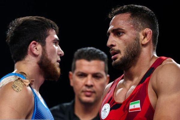 آذرپیرا غول بحرینی را از پای در آورد و فینالیست شد