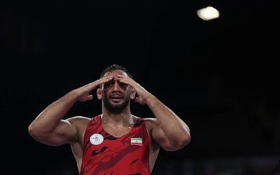 صعود آذرپیرا به نیمه‌نهایی کشتی قهرمانی جهان