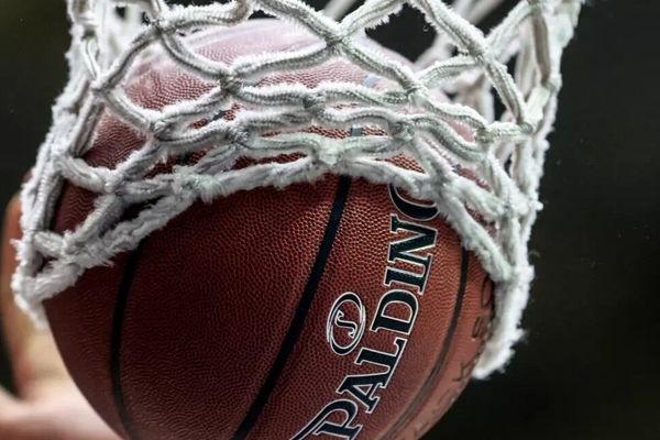 میزبانی ایران در جام جهانی به کشور ثالث منتقل شد