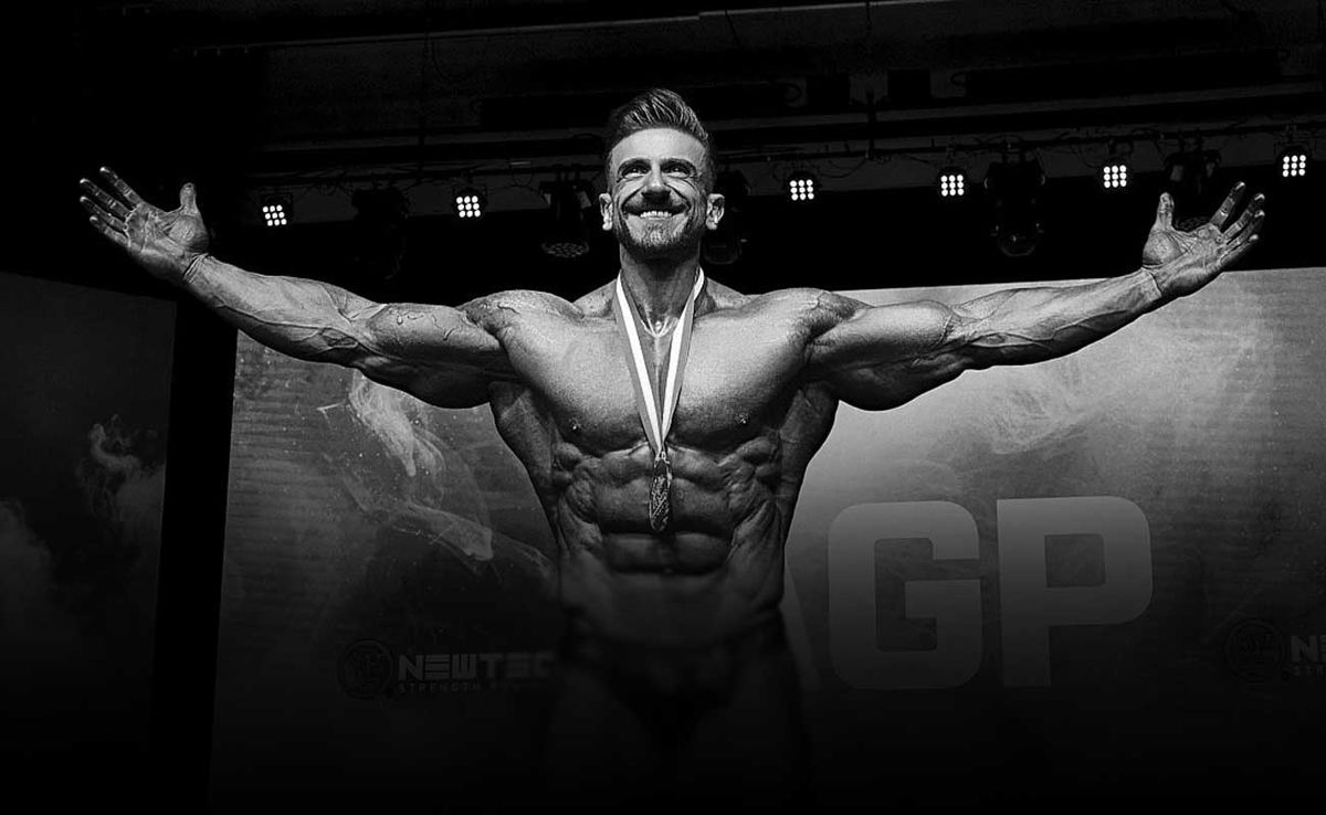 عکس مادر میثم اسکندری 