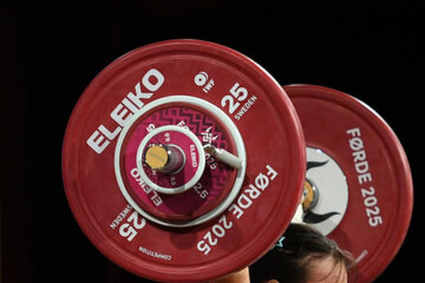 مرگ دلخراش قهرمان سابق وزنه برداری به همراه دختر ۱۵ ساله اش/ اعضای بدن وی اهدا شد