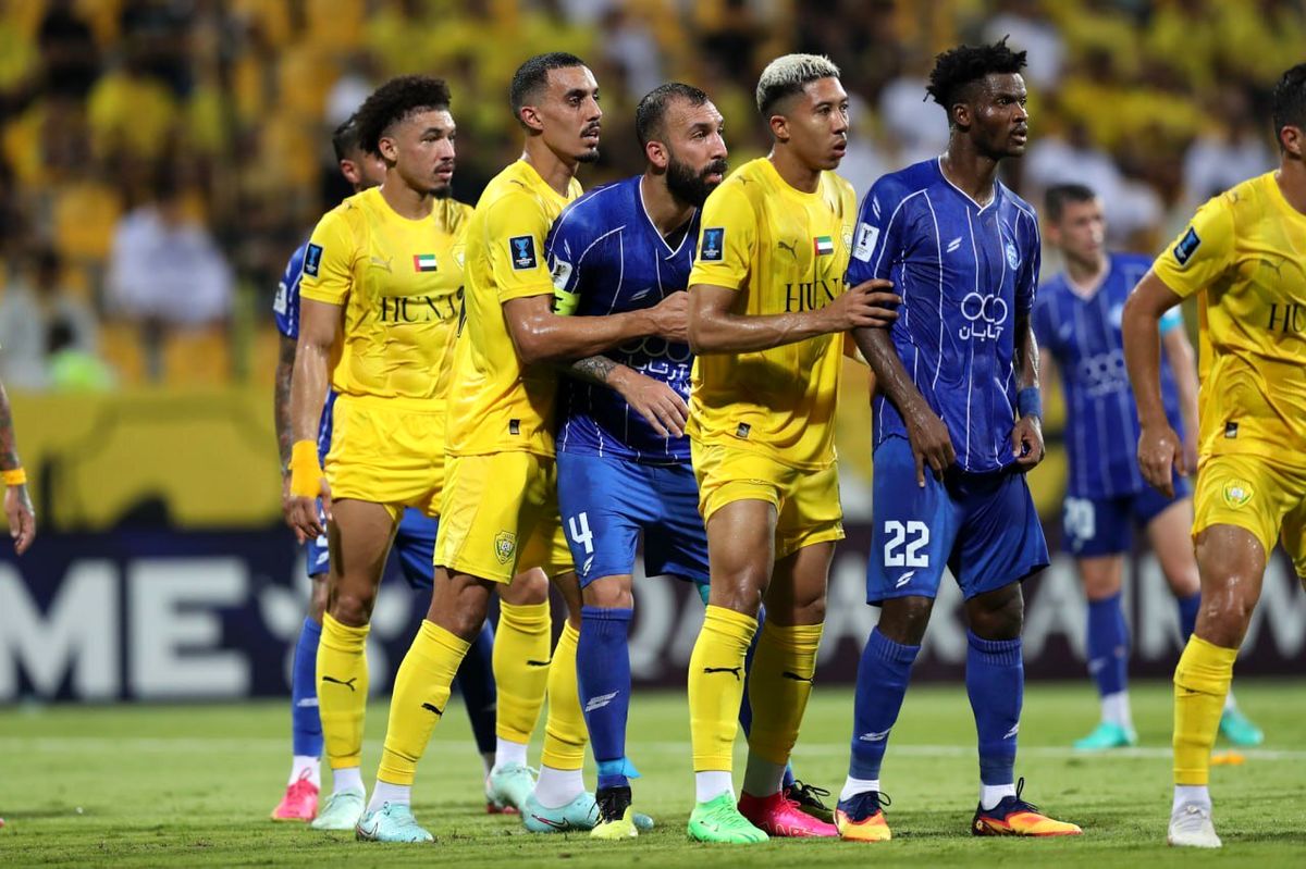 کری‌خوانی الوصل برای استقلال با عدد ۷