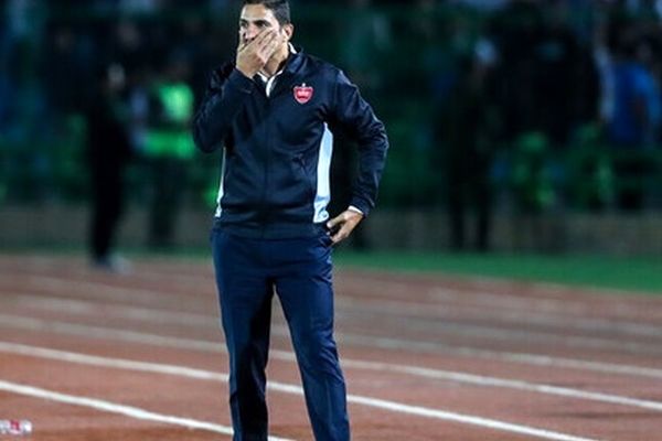 واکنش هاشمیان به اعتراض هواداران؛ با قدرت به کارم ادامه می‌دهم