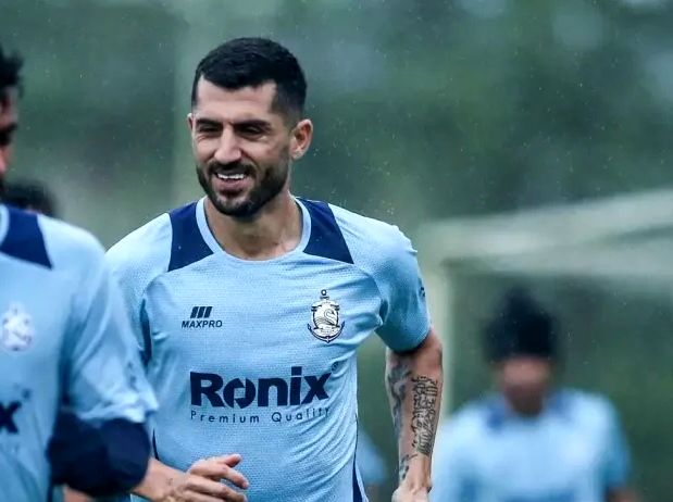 گل زیبای ملوان به استقلال با یک شوت دیدنی/ محمد علی نژاد: از گلی که زدم لذت بردم