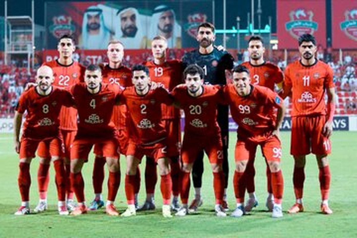 تساوی ارزشمند تراکتور ۱۰ نفره مقابل یاران سعید و سردار؛ تیر دروازه به داد اسکوچیچ رسید