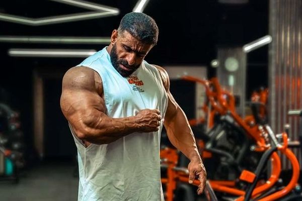 کریس استو: هادی چوپان شانس اصلی قهرمانی مستر المپیا 2025 است