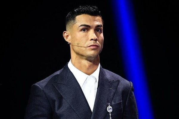 کریستیانو رونالدو: شاید از دیدنم خسته شده‌اید ولی باز هم می‌خواهم بازی کنم