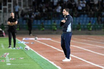 اولتیماتوم آخر به وحید هاشمیان/ هوادار متمول پرسپولیس به دنبال مربی تیم‌ملی!