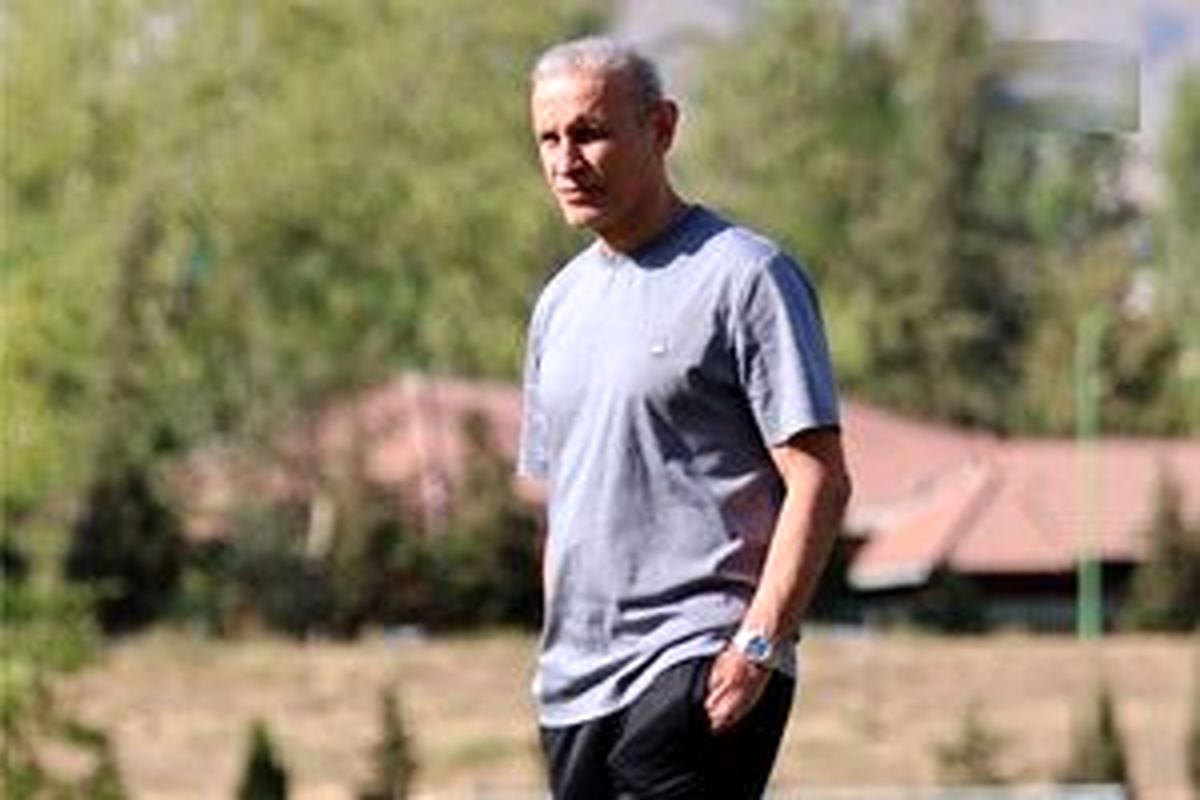 گل‌محمدی پس از پیروزی فولاد مقابل استقلال خوزستان: هر مسابقه جام حذفی یک فینال است/ تشکر یحیی از زنان هوادار