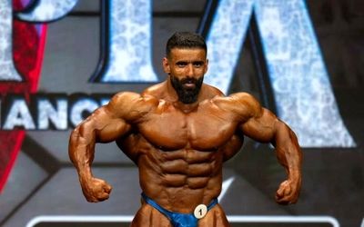 ببینید/ فیگورهای انفرادی و جمعی هادی چوپان و بهروز تابانی در دور مقدماتی مستر المپیا 